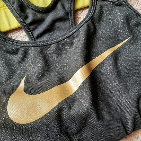 3 set of NIKE sport bras - Picture 2 of 5